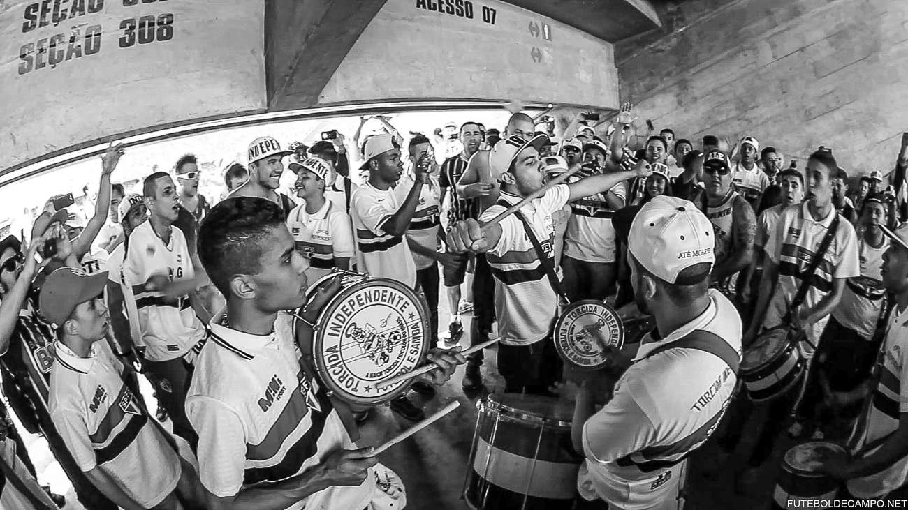 Fotos da torcida do São Paulo